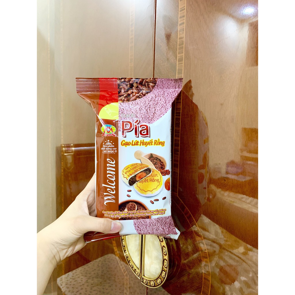 Welcome _ 240g Bánh pía GẠO LỨT HUYẾT RỒNG - Brown Rice Pia Cake 240g