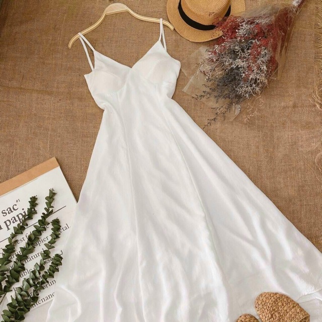 ĐẦM MAXI TRẮNG 2 DÂY CỔ V