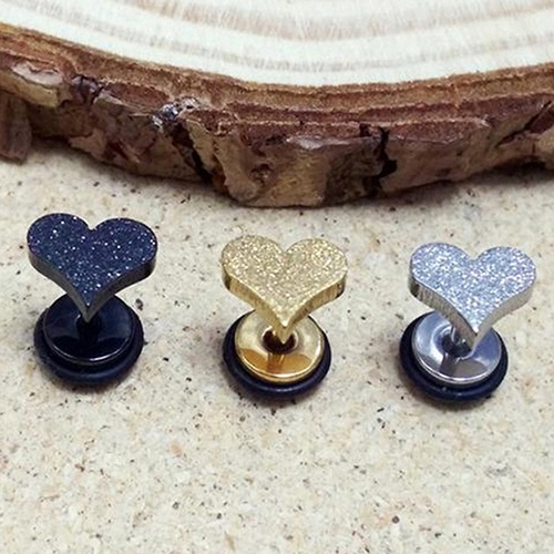 Cặp khuyên tai titan hình trái tim nhỏ xinh cá tính trẻ trung dành cho nam và nữ