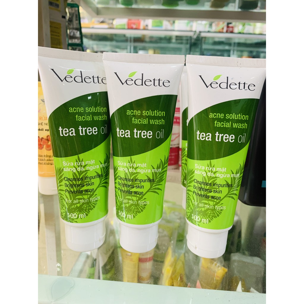 Sữa Rửa Mặt Vedette Sáng Da, Ngừa Mụn 100ml