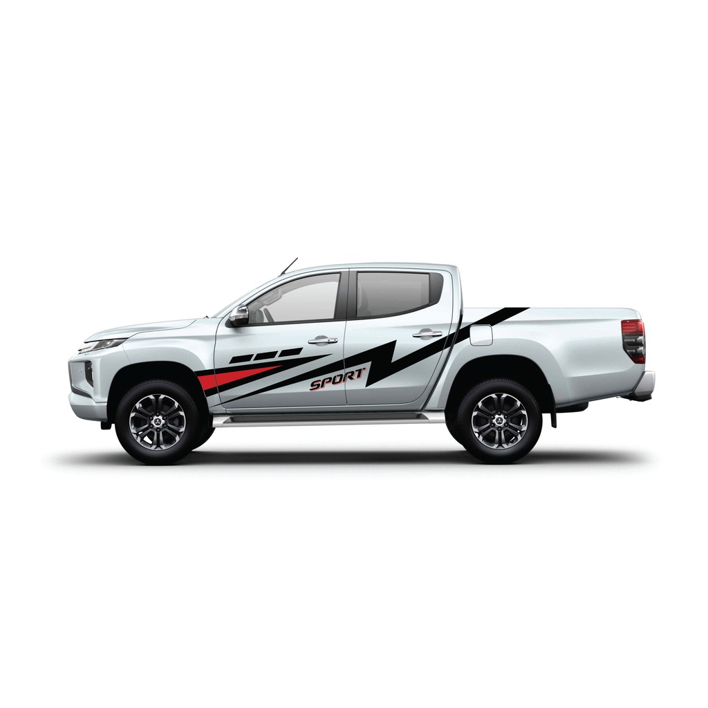 Tem xe Mitsubishi Triton phong cách thể thao