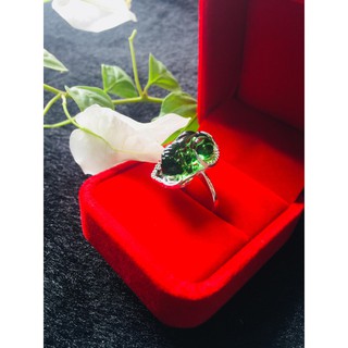 Nhẫn tỳ hưu bạc