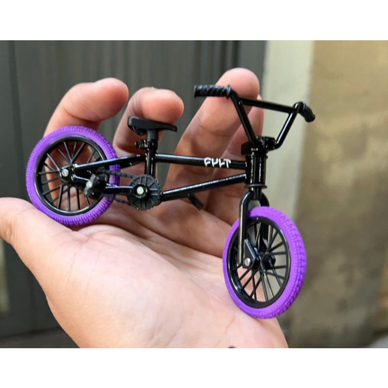 Mô hình xe đạp địa hình Tech dech hãng Spin Master màu đỏ cam