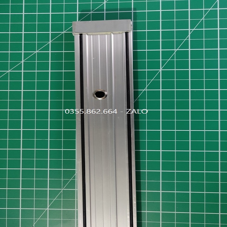 Thước nhôm chống trơn trượt