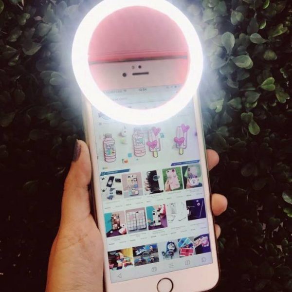 (SELFIE RING LIGHT) ĐÈN LED CHỤP ẢNH TỰ SƯỚNG CỰC ĐẸP - TẶNG KÈM PIN