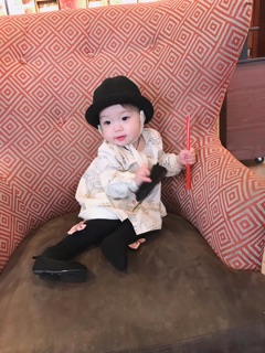 Mũ ajuma đen sợi thô cho bé