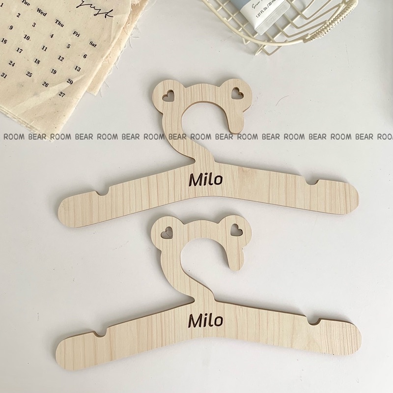 Móc áo gỗ khắc tên theo yêu cầu