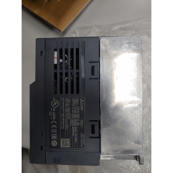 Biến tấn mitsubishi FR-E720-0.4kW Điện áp: 220V mới 100% full hộp