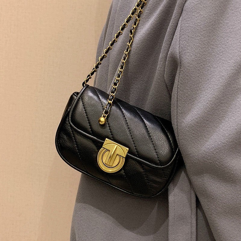 Túi đeo chéo da PU dây xích quả chuông Quảng Châu size 19