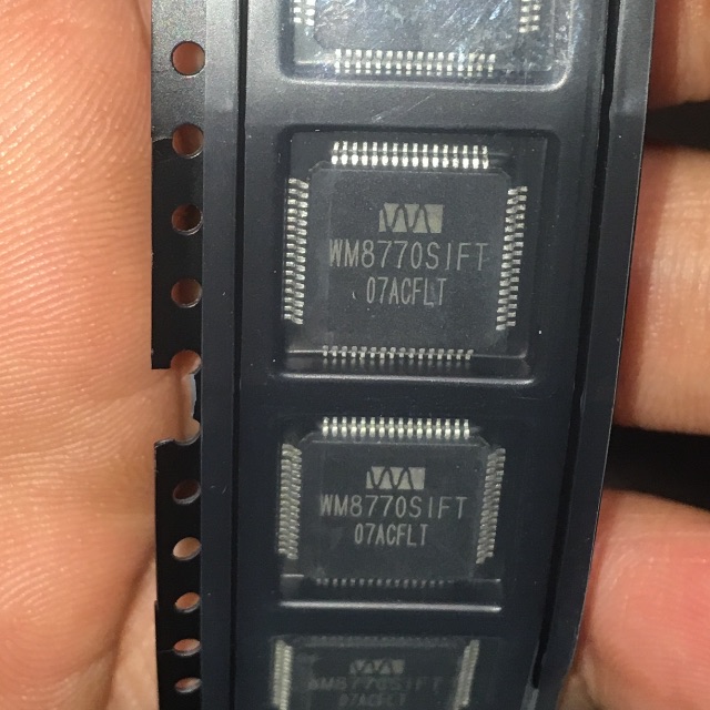 ic WM8770SIFT mới 100%