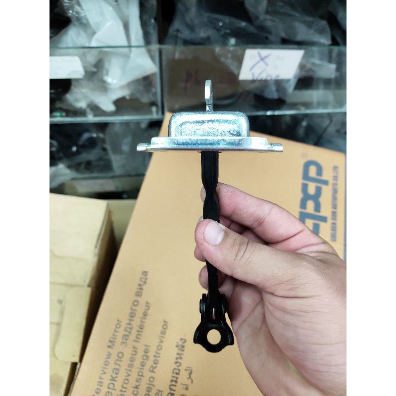 Hạn chế cửa xe ô tô  Toyota Vios, Altis,Camry