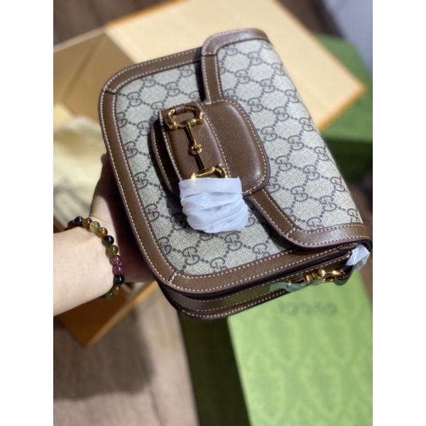 Túi chéo nữ G.C Horsebit sz21cm hàng super vip lót da lộn tag vàng đồng fullbox hãng