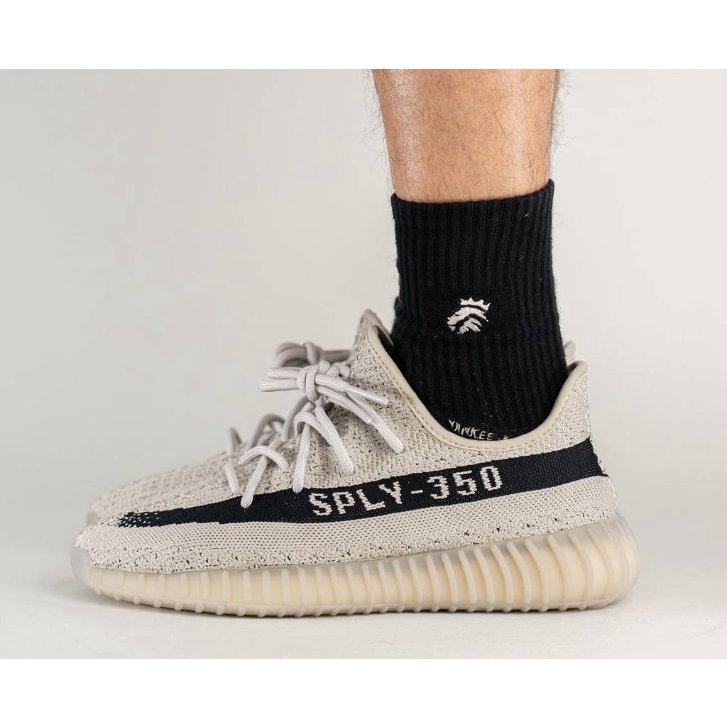 [CHÍNH HÃNG] Giày Sneaker Adidas Y.e.e.z.y Boost 350 V2 - Beige/Black &quot;HP7870&quot;