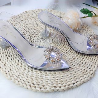 #Giầy cao gót nhọn đính đá pha lê trong suốt