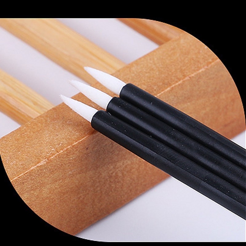 [Hàng mới về] Cọ kẻ mắt dùng 1 lần chuyên nghiệp