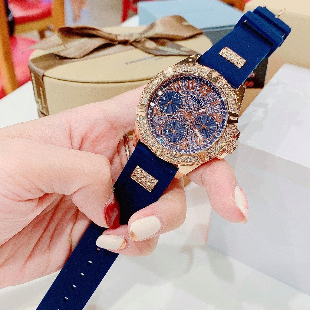Đồng Hồ Nữ Guess W1160L3 38mm Authentic