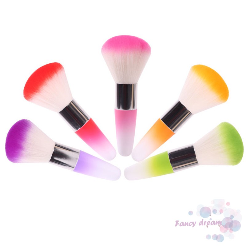 Cọ vệ sinh móng tay cán dài tiện lợi