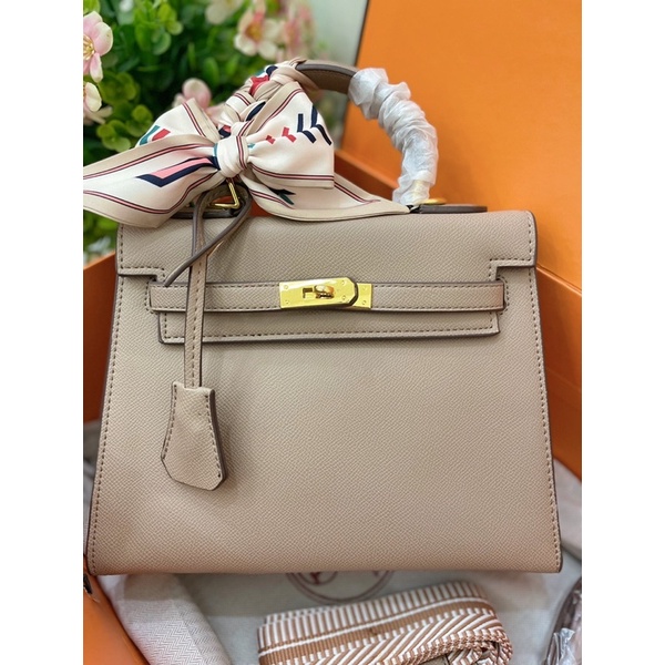 M5467 HM kelly màu hồng size 25 bản V IP fullbox