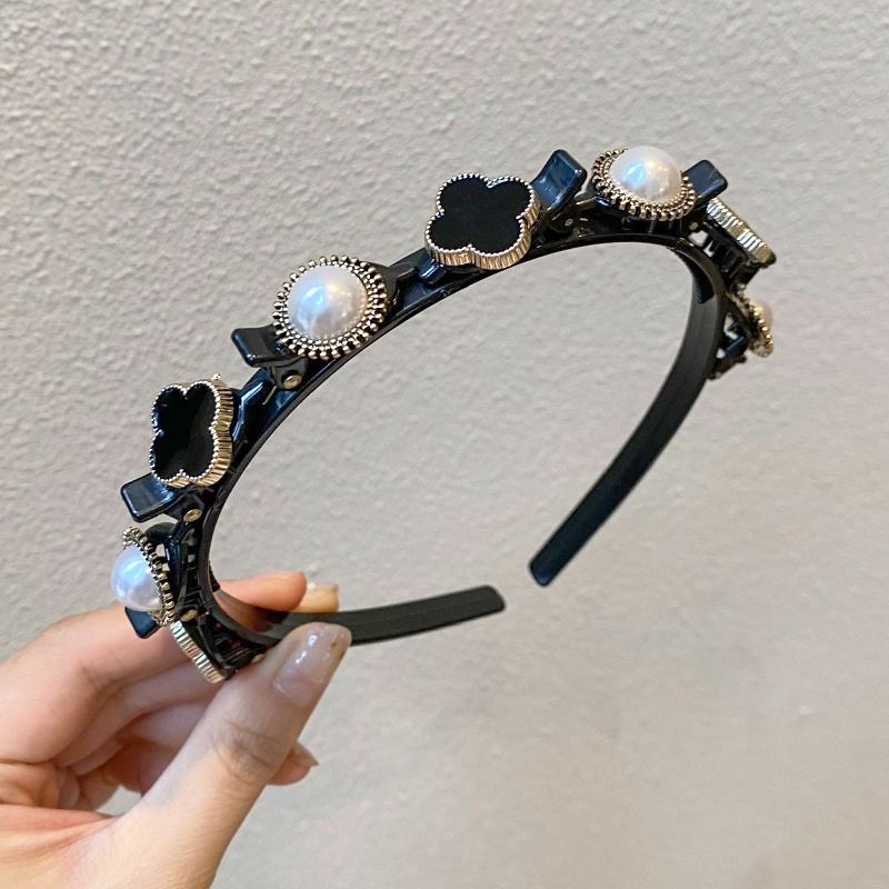 Cài Tóc Cỏ Bốn Lá Đính Hạt Ngọc Trai Giả Màu Đen Phong Cách Vintage Hàn Quốc