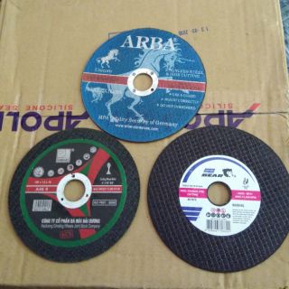 Đá cắt sắt máy cầm tay phi 100