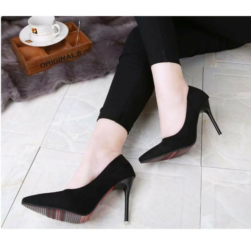 Giày cao gót bít mũi nhung mềm cao 10cm  40 41 42 43