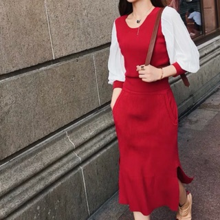 Đầm đỏ phối tay voan trắng