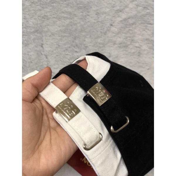 Nón kết lưỡi trai thêu logo chữ nổi sắc nét sịn sò