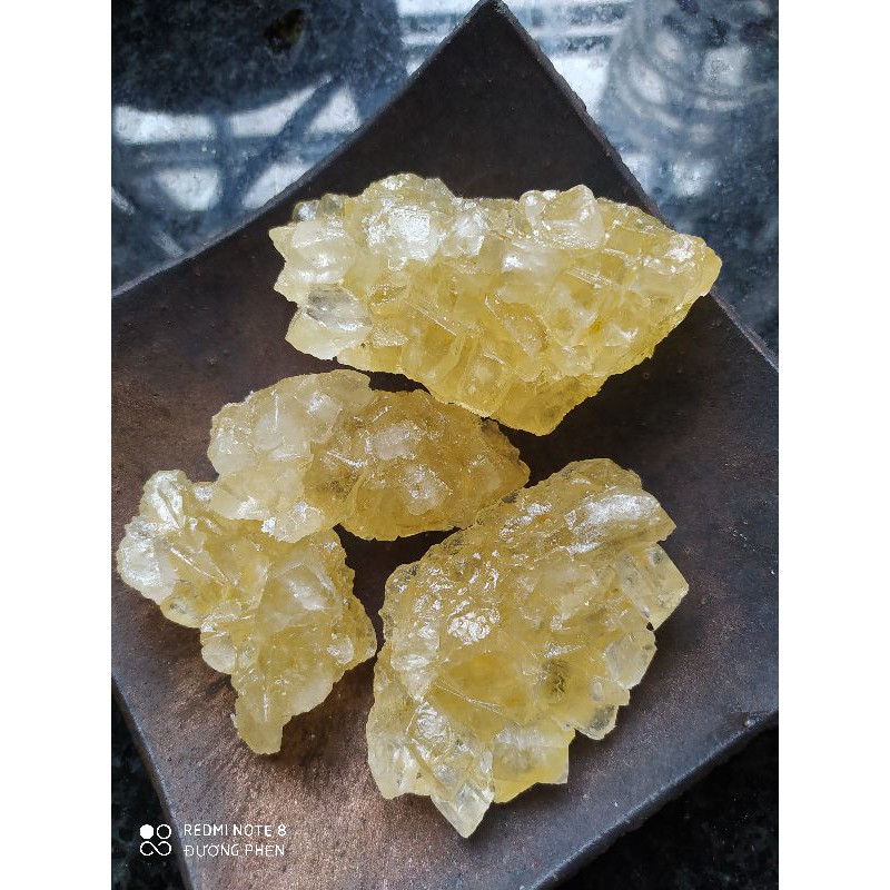 Đường phèn tự nhiên đựng phi inox sạch sẽ | BigBuy360 - bigbuy360.vn