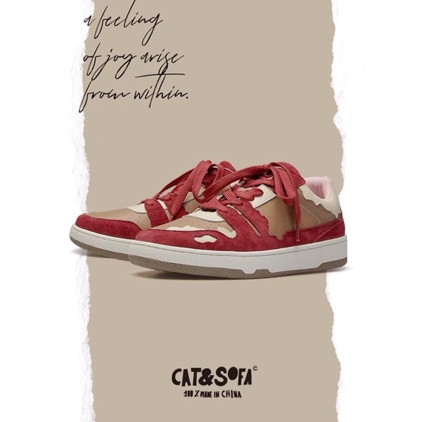 SNEAKER CAT/SOFA
