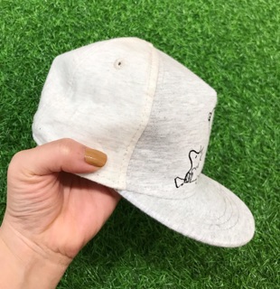 Mũ Snapback H&M hoạ tiết Snoopy
