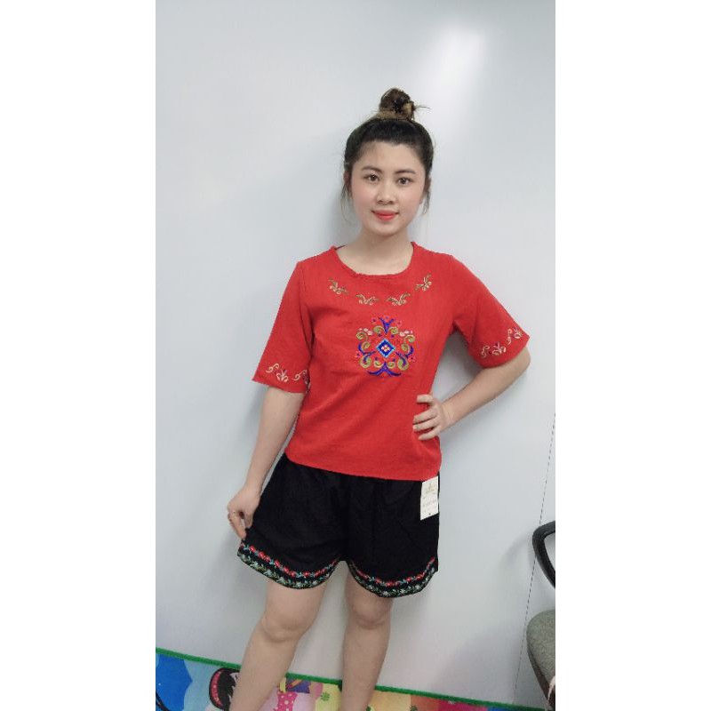 Quần sooc đũi họa tiết thêu cạp chun cho nữ | BigBuy360 - bigbuy360.vn