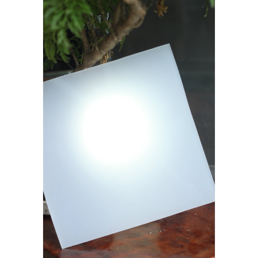 Tấm tản sáng 30 x 30 cm dầy 1mm
