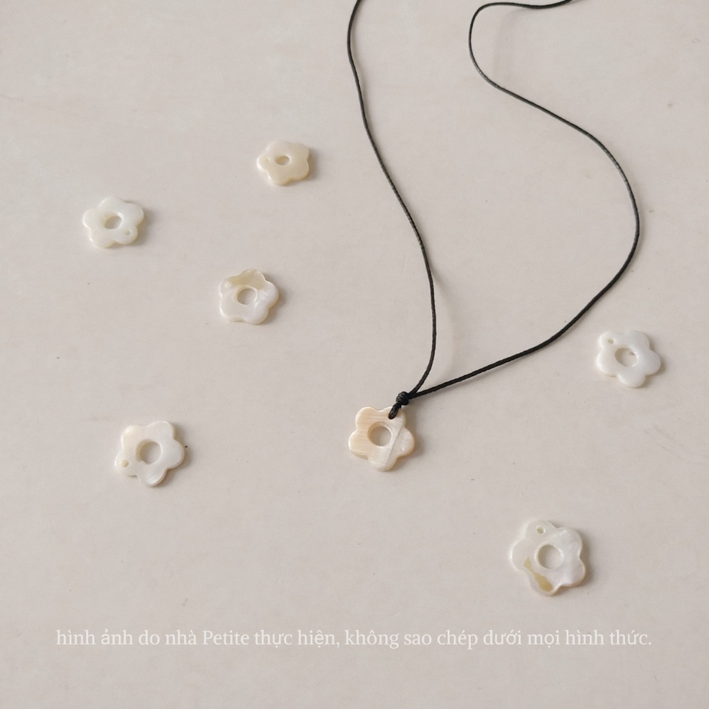 Vòng cổ choker dây da mảnh mặt xà cừ hình hoa năm cánh KHÔNG GỈ dây chuyền thiết kế basic phong cách hàn quốc