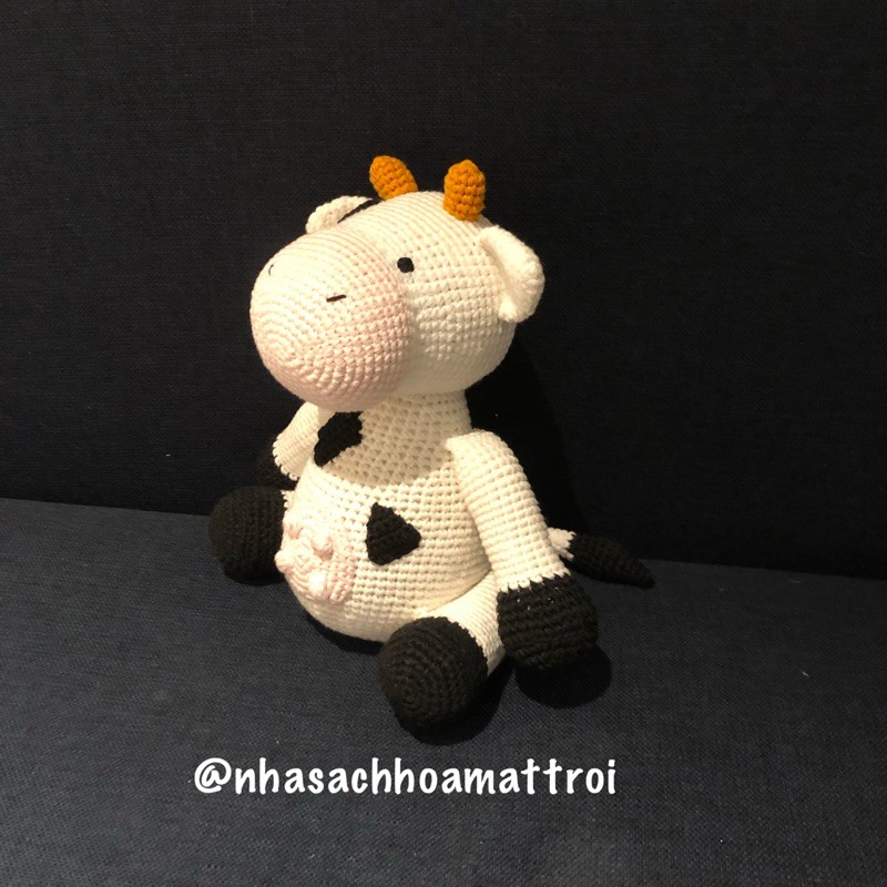 Bò sữa len hanmade cao 26cm, sản phẩm chất lượng cao cấp
