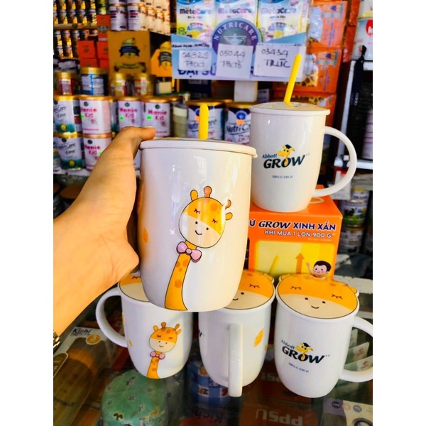 Ly sứ quà tặng từ sữa (hình thật)
