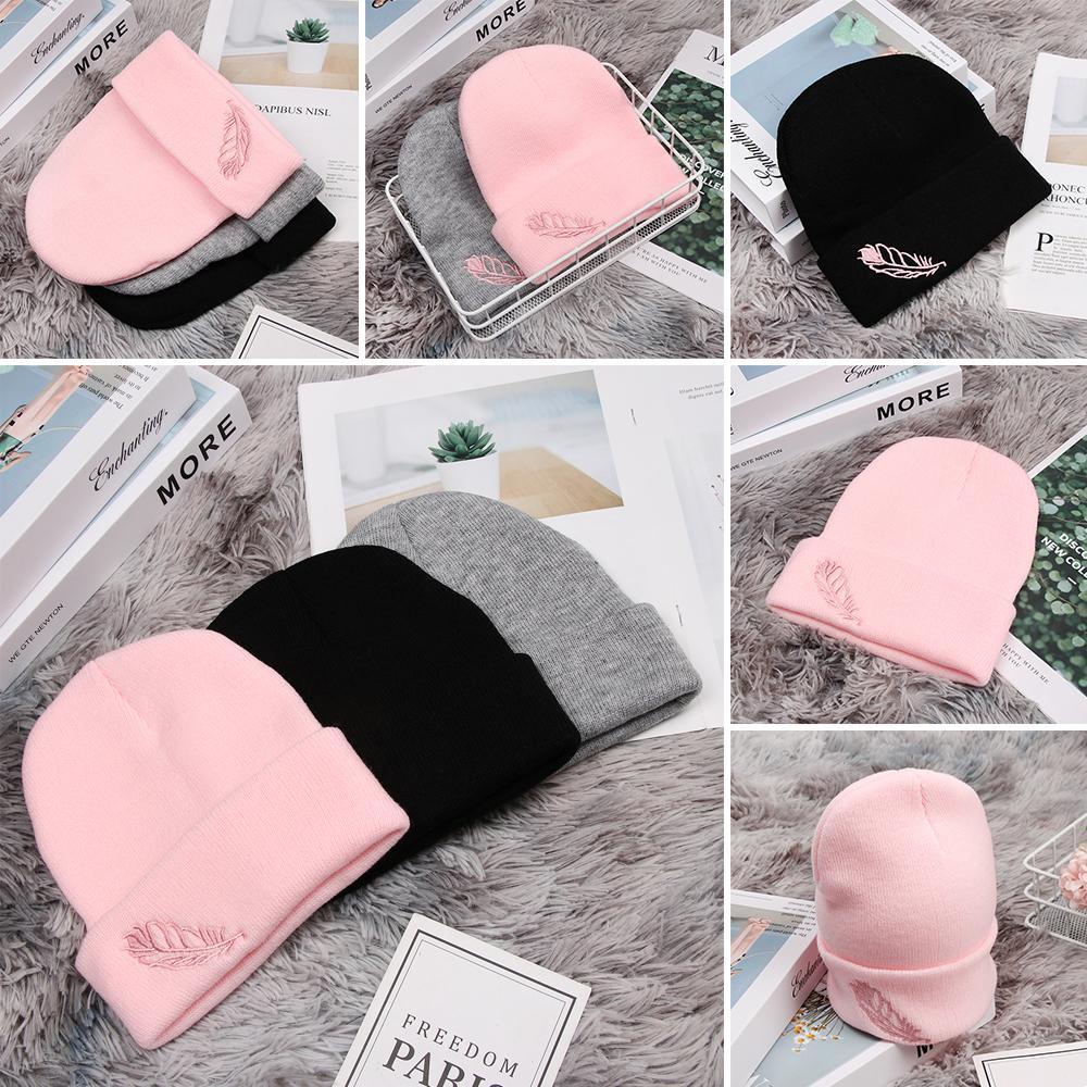 Lay Mũ Dệt Kim Mềm Mại Hình Lá Mùa Thu Ấm Áp