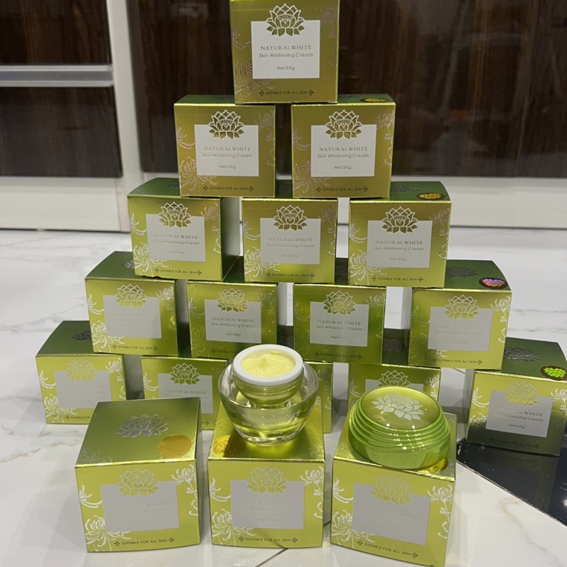 Kem Tái Tạo Da Thảo Mộc Nhuỵ Hoa Nghệ Tây Natural White Hộp 50gr Giúp Bổ Sung Vitamin Cho Da Mịn Màng Se Khít Trắng Hồng