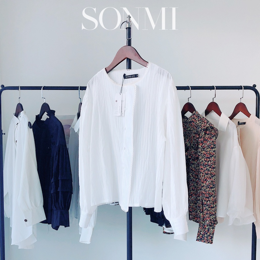 Áo Sơ Mi Nữ SONMI Kiểu Cổ Tròn Viền Ren Tay Dài MAROOCHI MINDY