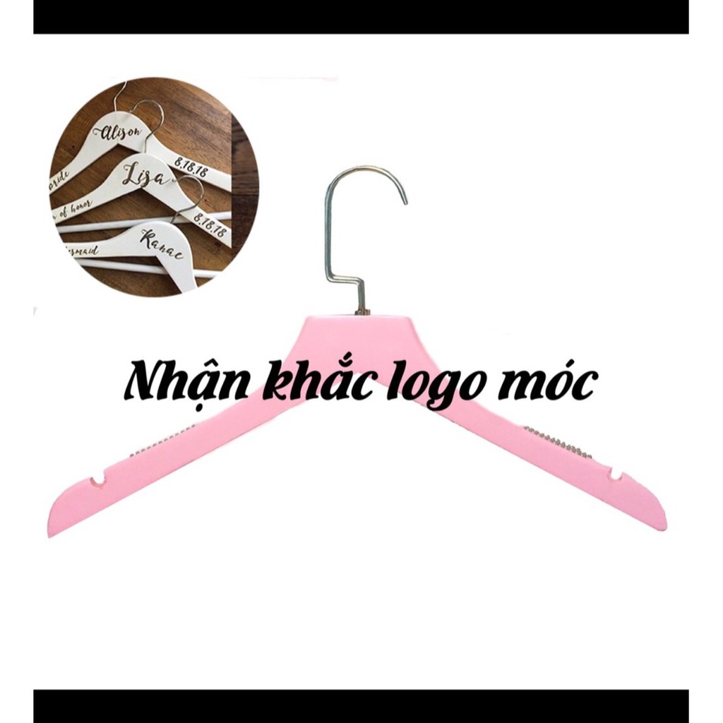 Móc Gỗ Hồng Treo Quần Áo Đầu Vuông Vai Đệm 44.5cm (1 móc)