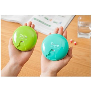 Hộp đựng thuốc cực cute tiện ích du lịch không thể thiếu trong những chuyến du lịch của bạn .