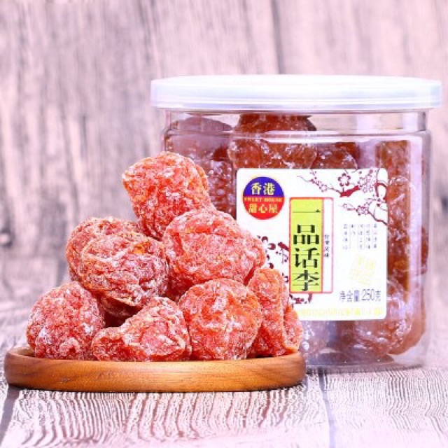 mơi Xí muội sấy khô Sweet House hộp 250gram .