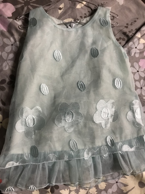 Thanh lý váy bé 10kg