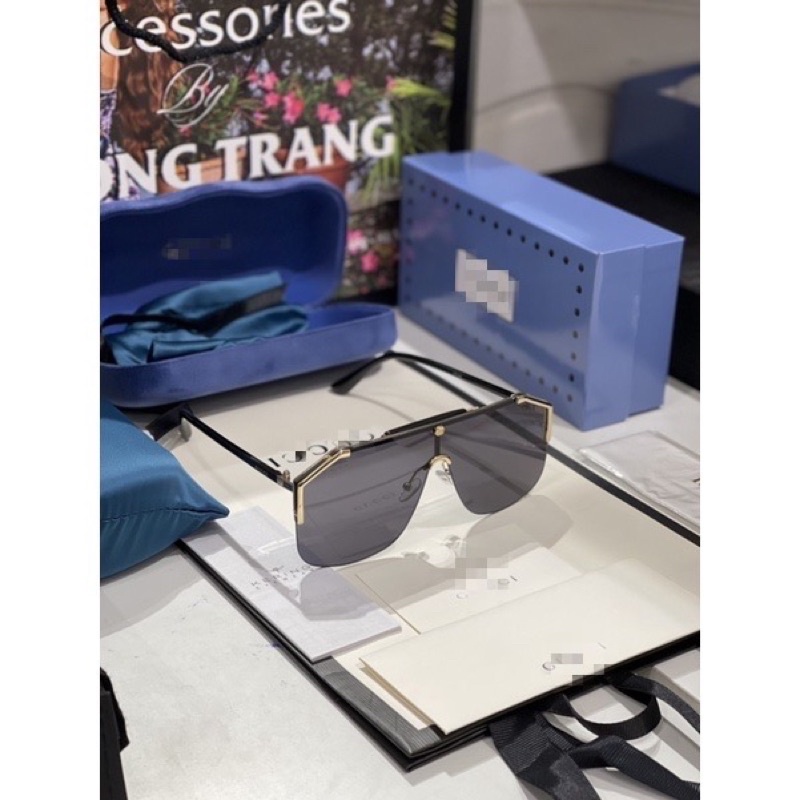 Kính 𝔾𝕦𝕔𝕔𝕚 Tuấn Hưng Fullbox chống chói tuyệt đối,kiểu dáng Italy.Mắt kính thời trang nam nữ bảo hành 3 tháng