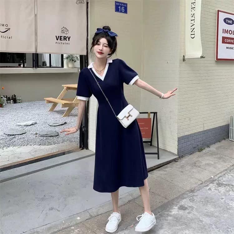 Đầm cổ V trắng màu xanh coban 2 dáng ngắn dài style Hàn Quốc