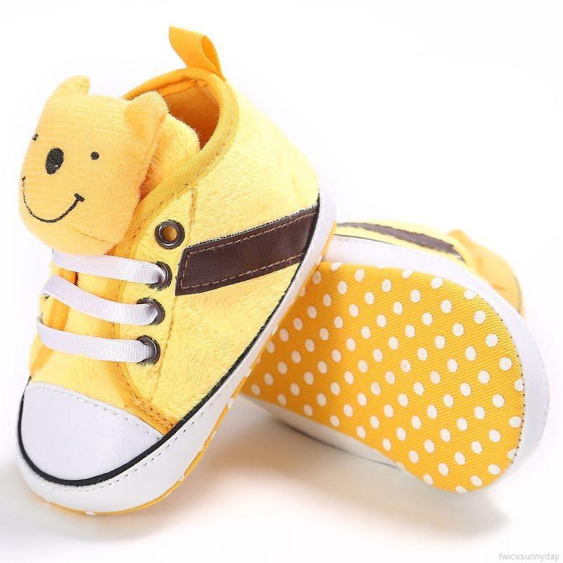 Giày thể thao đế mềm chống trượt dành cho bé trai và bé gái