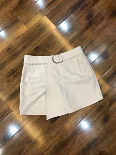 Váy Quỳnh Hương Vũ