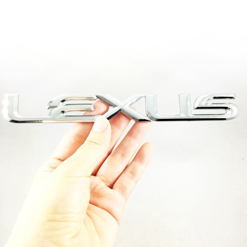 Logo trang trí xe hơi hình chữ LEXUS phong cách sành điệu và cá tính
