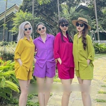 Sét bộ áo sơ mi tay dài kèm quần đùi mặc đi chơi dạo phố