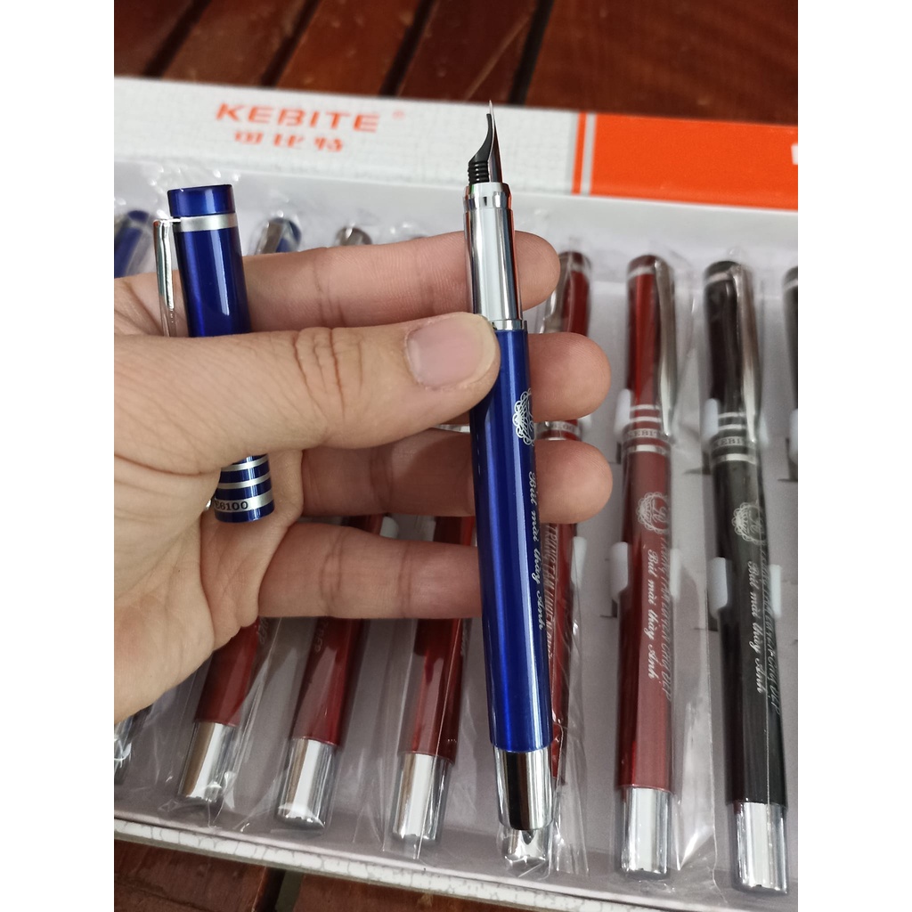 Bút máy luyện chữ đẹp, bút mài Thầy Ánh EB6100 dành cho học sinh từ lớp 1 đến 5 có 3 màu xanh,đen, đỏ