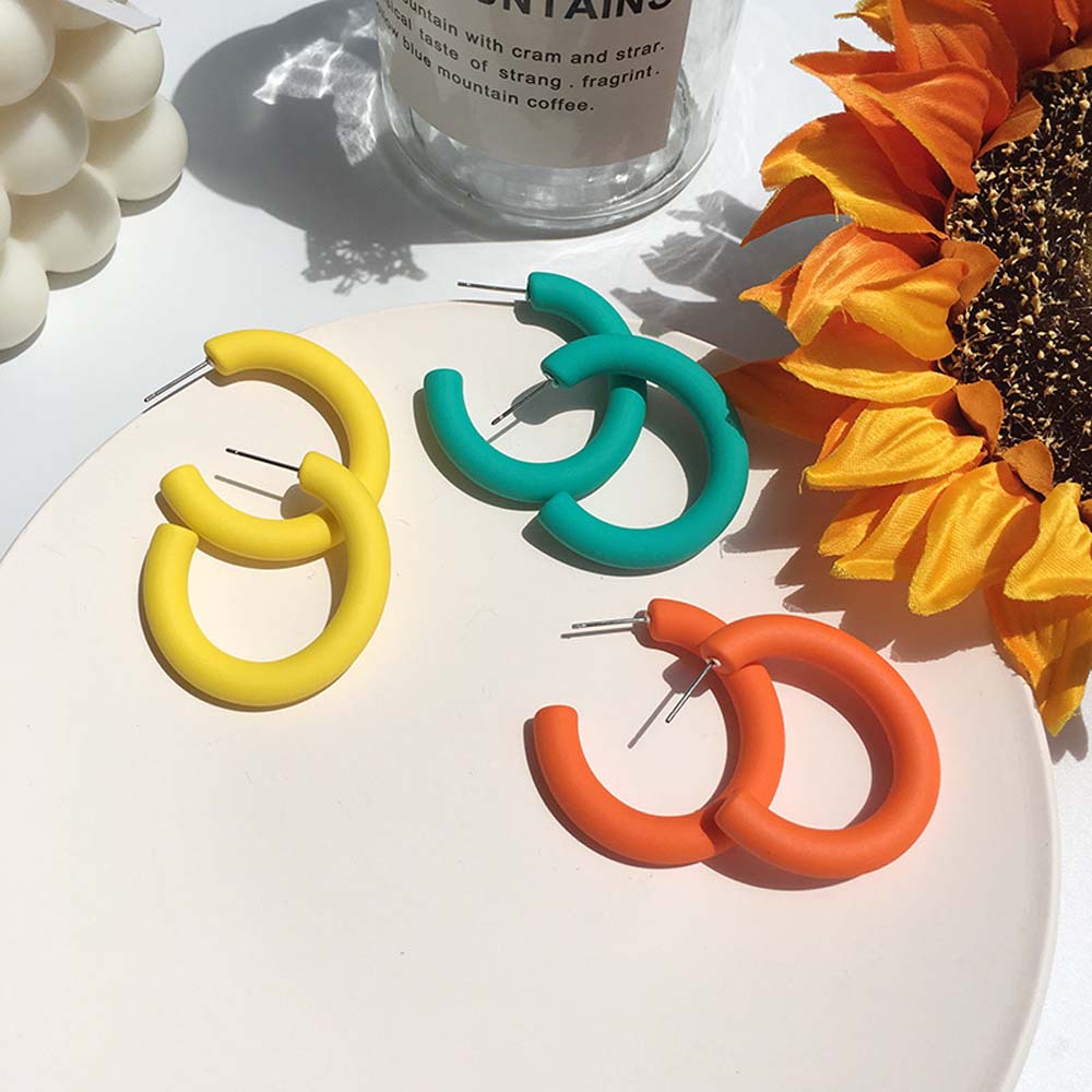 Khuyên Tai Hình Chữ C Màu Sắc Dễ Thương Thời Trang